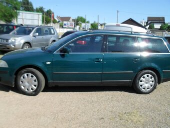 Volkswagen Passat 1.6i - 5