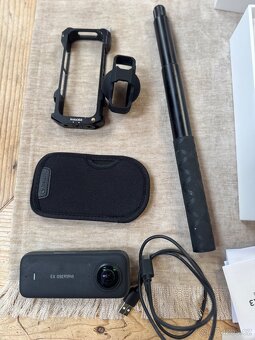 Insta360 X3 - 5