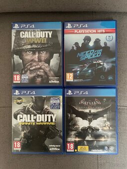Playstation 4 500GB + Dualshock 4 + 4 hry - 5