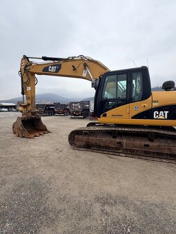 Pásové rýpadlo/bager Caterpillar 329D 30t - 5