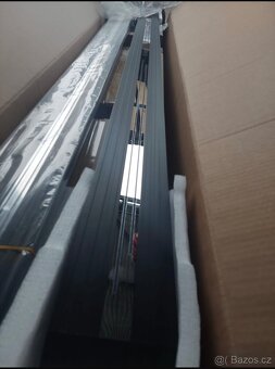 Elektrické vyjížděcí prahy Dodge Ram - 5