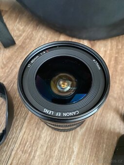 Set fotoaparátu Canon s objektivy a příslušenstvím - 5