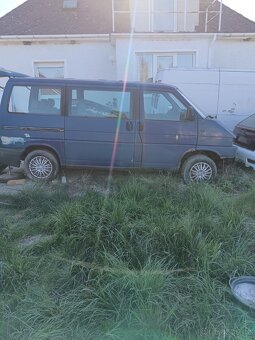 Vw Caravelle T4 2..4 d 57kw - 5