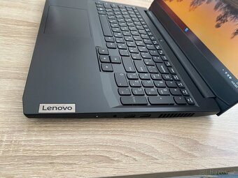 Lenovo IdeaPad Gaming 3 - 5