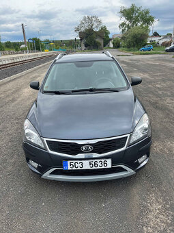 Kia Ceed 1,6 benzín + LPG - 5