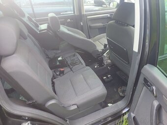 Vw touran 2.0fsi 2005 zbytek auta - 5