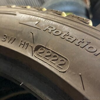 Zimní pneu 225/45 R18 95V Hankook 5mm - 5