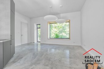 Rezidence Stará škola - Pronájem nadstandardního bytu 3+kk s - 5