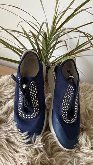 Dámské sneakersy Geox vel.41 zdobené zirkony - 5