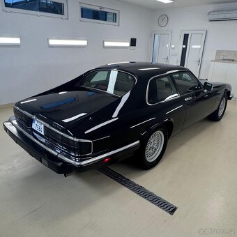 Jaguár XJS V12 pouze 59000 km najeto sběratelský výstavníkus - 5