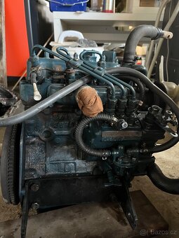Prodám motor kubota d600 - 5