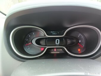 Prodám Renault Trafic ,,, sleva ,,,9 místný 2019 107 kw - 5
