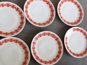 Staré talíře,mělké, porcelán,Retro - 5