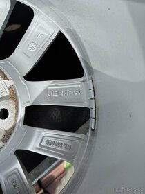 Prodám Alu kola 5x112, ET 48 s letními pneu - 5