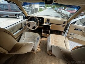 Dodge Grand Caravan rok 1989 - 5