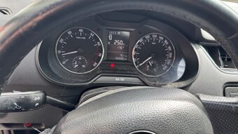 Škoda Octavia 3 kombi 1,2 + LPG (REZERVACE) - 5