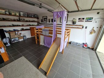 Dětská vyvýšená postel se skluzavkou - hrad - 5