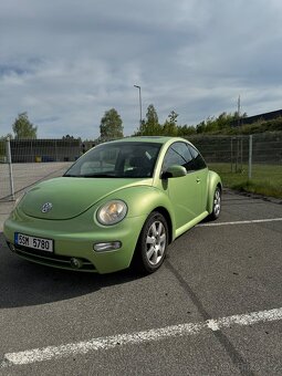 Volkswagen New Beetle - 5