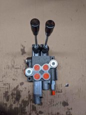 Hydraulický dvousekční rozvaděč 02P401A1K16GKZ1  Badeshtnost - 5