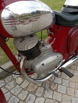 Jawa 250 - 5