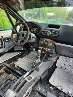 Renault clio III sport rally - 5