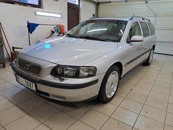 Volvo V70 2.4 LPG SUMMUM - 5