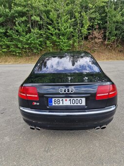 Audi S8 - 5