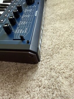 Novation Mininova - 5