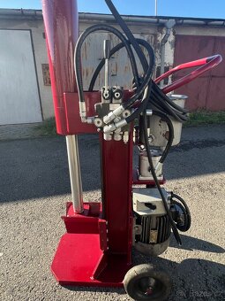 Štípačka na dřevo - 5