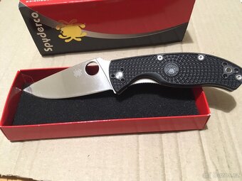 Kapesní nůž Spyderco Tenacious Lightweight C122PBK - 5