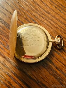 Zlaté 14-karátové tříplášťové kapesní hodinky Tavannes - 5