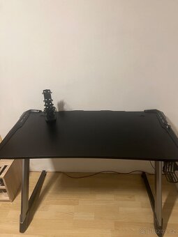 herní stůl DXRacer NEX - 5