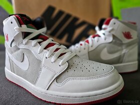 Air Jordan 1 Zoom Air CMFT (White/True Red-Light Silver-Dark - 5