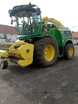 Sklízecí řezačka John Deere 8300i - 5