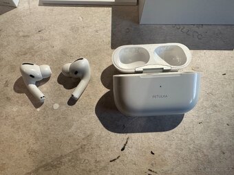 Apple AirPods Pro 1 - 5