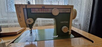 Šicí stroj Veritas 8014/40 ve skříňce - Brno - 5