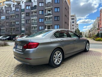 BMW F10 530D Manuál 2012 - 5