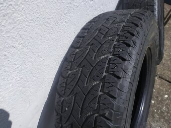 Bridgestone Dueler 235/75/15 - 5
