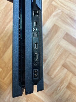 Playstation 4 Pro 1TB + 4 hry - 5