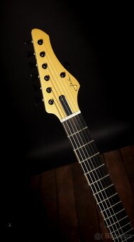 Jech Guitars 2020 Fusion 7 GoldTop – sedmistrunná kytara - 5