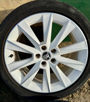 5x100 r17 škoda savio - 5