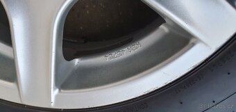 Zimní kola Continental 175/80 R14 na VW Golf IV - 5