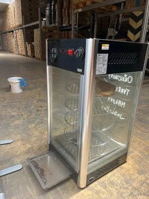 Vyhřívaná vitrína 108 l - 5