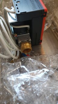 Plynový ventil / armatura / elektronika Honeywell / VK4100A - 5