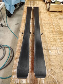 Dětské lyže Atomic 140cm + hole Komperdell 100cm - 5