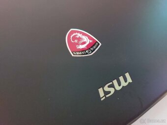 STARŠÍ HERNI NOTEBOOK MSI--RAM 8 GB DDR4 - 5