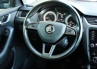 Škoda Octavia 2.0TDi STYLE DCC LED CARPLAY - 5