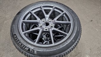 Prodám originální sadu kol na Teslu model 3 - 5