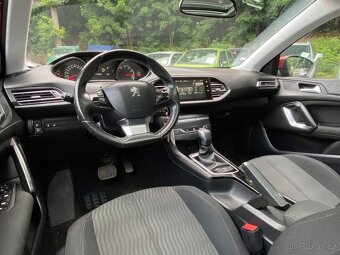 Peugeot 308 Combi 1.2 96kW automat panorama 2015 110tkm - 5