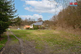 Prodej pozemku k bydlení, 987 m², Úterý - 5